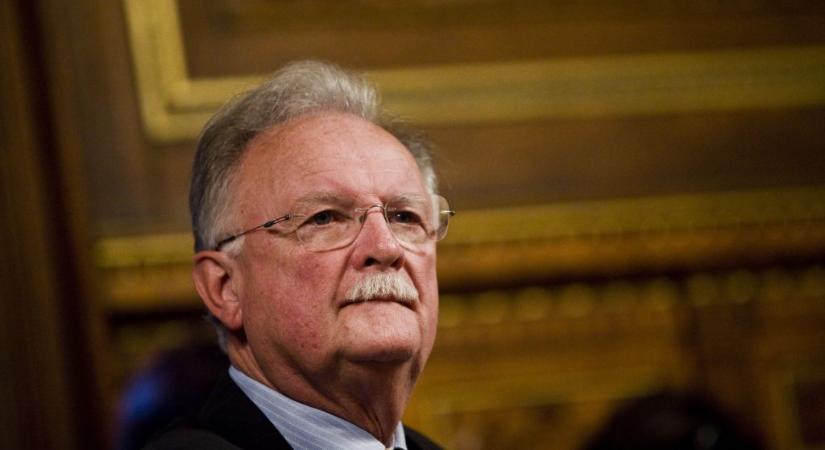 December 18-án temetik Balázs Pétert