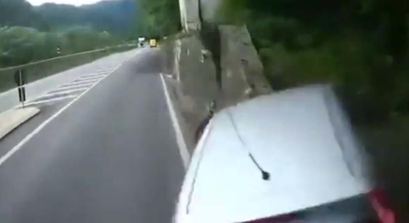 Kegyetlen baleset mutatja meg miért nincs olyan, hogy “még beférek”