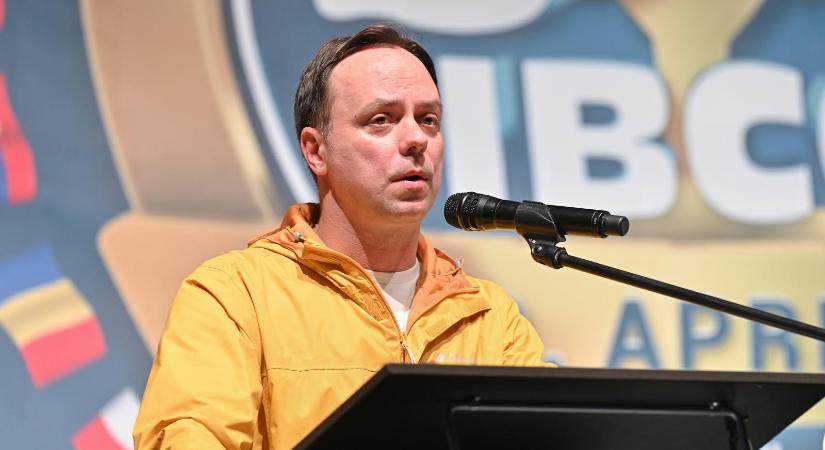 Jó hírt közölt a fideszes Nyitrai Zsolt, megalakult a Magyar Parlamenti Imacsoport Digitális Polgári Kör