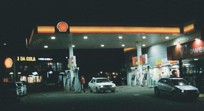 Hogy került víz került a benzinbe? – Több autó is leállt a Balatonkeresztúr melletti benzinkúton történt tankolás után