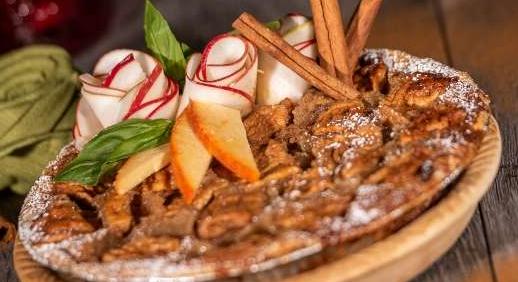 Hagyományos almáspite grillen készítve