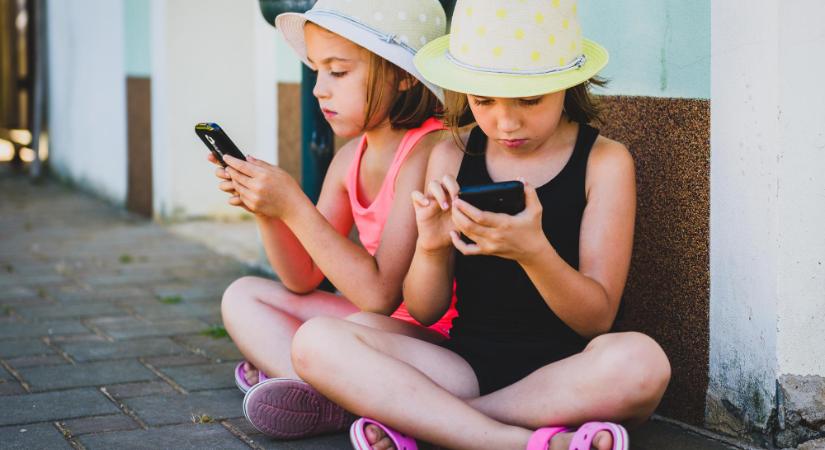 2026-tól indulhat Magyarországon a szűrt mobilinternet