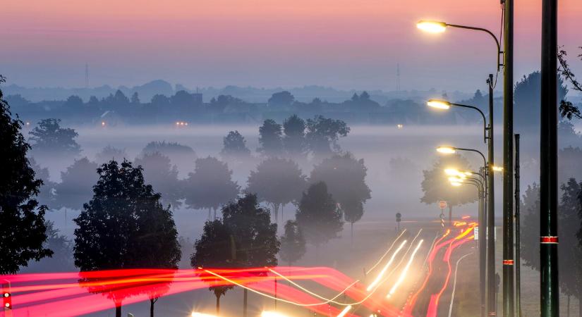 Fokozott balesetveszély – erős szélre és jeges utakra figyelmeztetnek