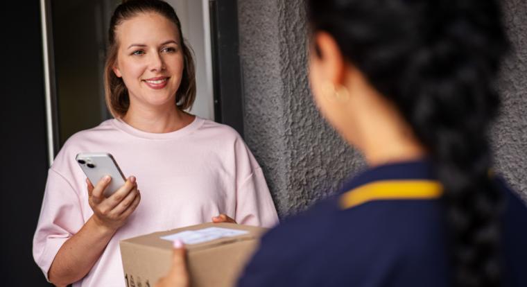 Szlovák Posta: A levelek enyhén drágulnak, a csomagok és az online feladások olcsóbbak lesznek