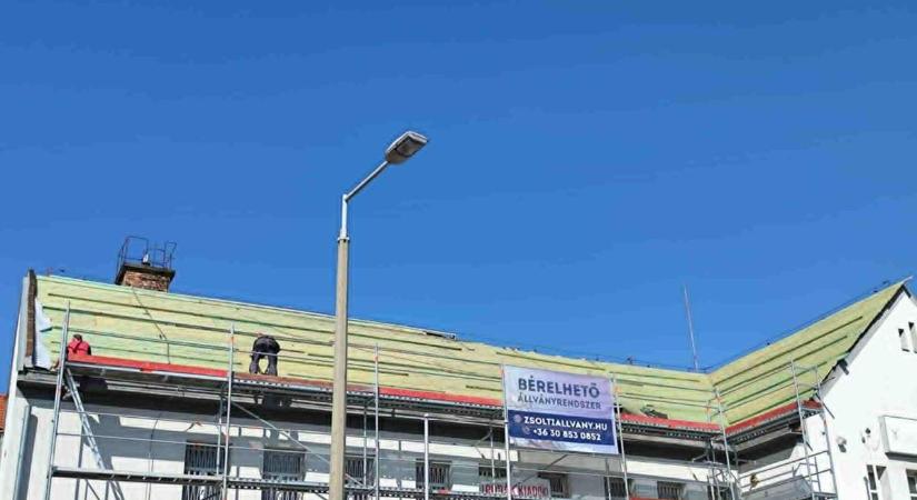 Mennyibe kerül a homlokzati állványbérlés?