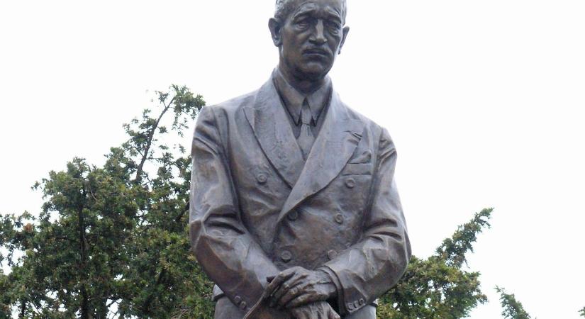 „A cél az volt, hogy ne lehessen beszélni a dekrétumok által okozott embertelenségről” – tüntetés Pozsonyban