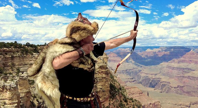 A Széchenyi család kitüntette a hajdúnánási Fehér Farkast