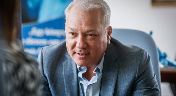 Balogh Levente ritkán látott, 17 éves lányával posztolt közös fotókat