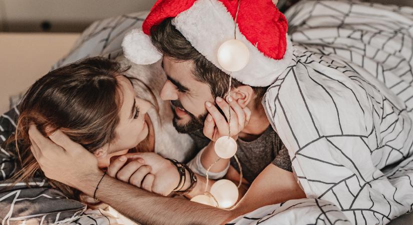 Ez a 6 karácsonyi szexpóz garantáltan örömtelivé teszi az ünnepeket