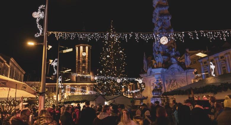 Megtámadtak egy karácsonyi vásárt Ausztriában