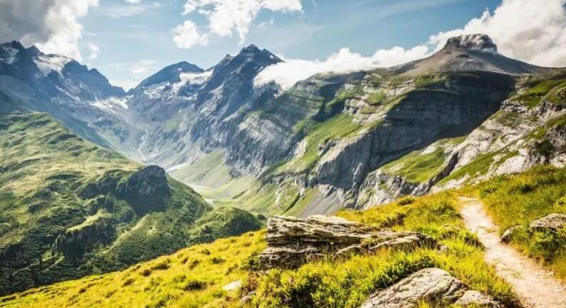 Hó, hegyek, hygge – Téli csodavilágok, amiket idén ki kell próbálnod