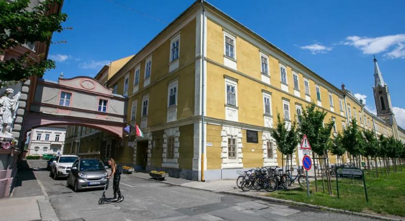 Döbbenetes gyermekbántalmazásokról szóló ombudsmani jelentésről posztolt Magyar Péter