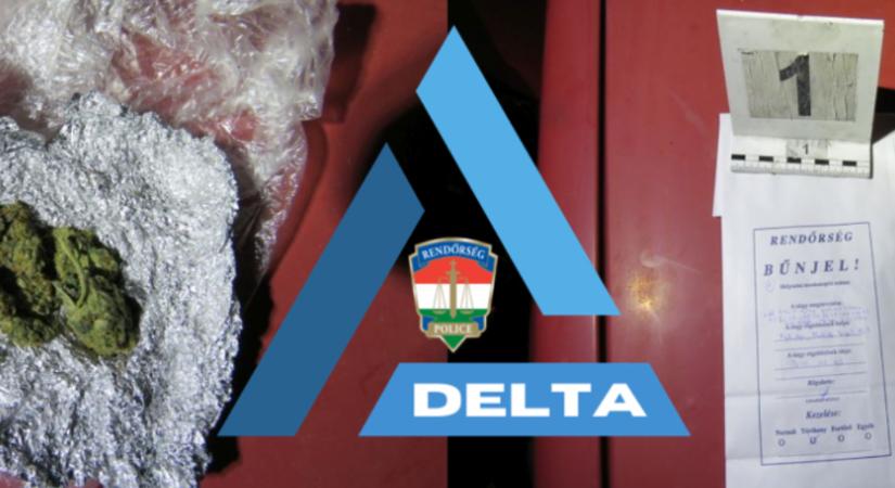 Kábítószer hatása alatt menekült egy autós a rendőrök elől – videó