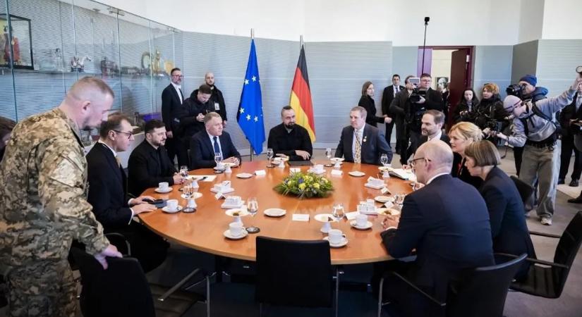 Brutális támadás Németország ellen – hatalmas baj a Bundestagban