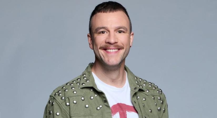 Molnár Áron odaajándékozza az autóját a gyermekvédelmi rendszer egyik áldozatának