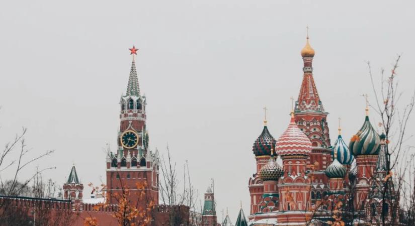 Luxuban, de elszigetelve él Moszkvában a bukott szír diktátor