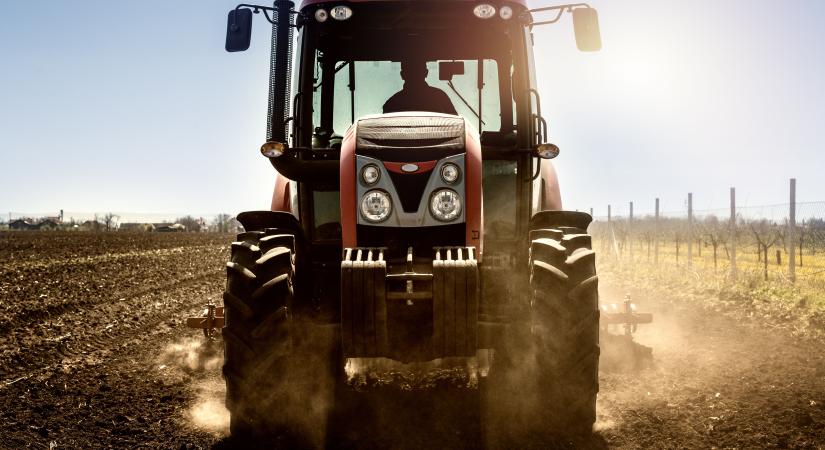 Magyar gazdák tüntetnek Brüsszelben