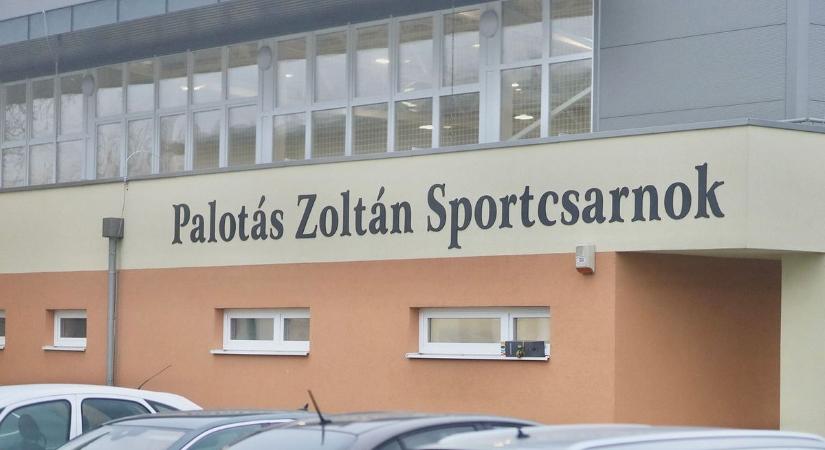 871 milliós felújítás a zalai iskolában, most nevet is kapott a sportcsarnok (képgaléria)