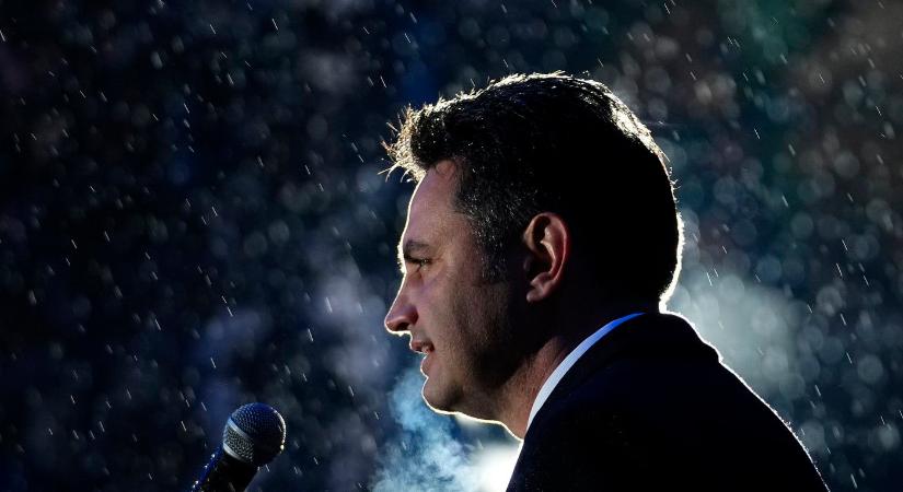 Így nézett ki 18 évesen Márki-Zay Péter, elolvadsz a fiatal fiú látványától, életre kelt a gimnáziumi tablóképe