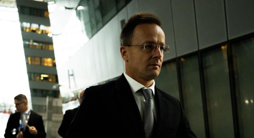 Szijjártó Péter: Brüsszel minden létező szabály áthágására készen áll