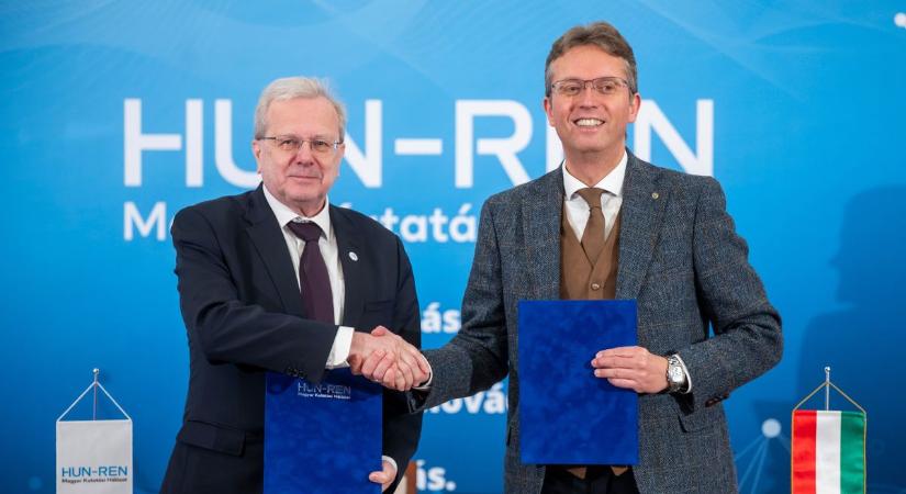 Évtizedekre biztos lábakon a magyar tudomány: történelmi megállapodást kötött a kormány – százmilliárdokkal támogatják az innovációt