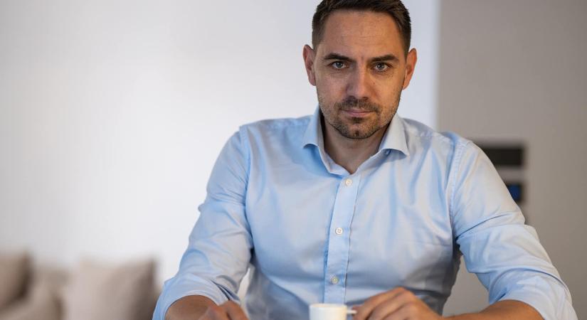 „A magyar közösség ma politikai pingponglabda” – Gyimesi György a Beneš-dekrétumokról és a szlovák hatalmi játszmákról