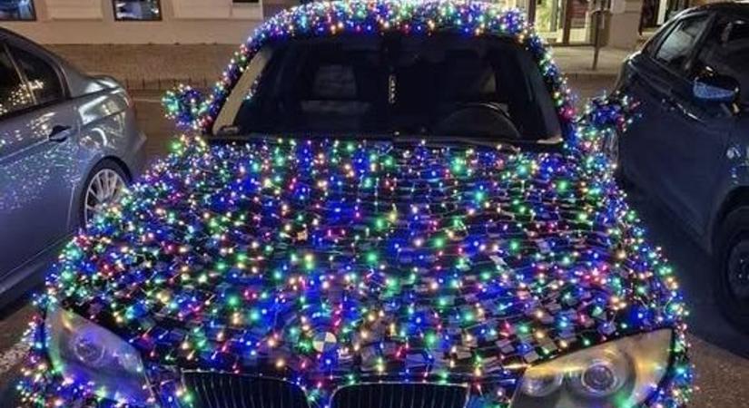 Amikor a karácsonyi fényekért büntet a rendőr!