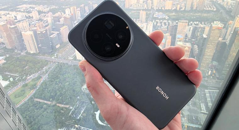 Iszonyatosan erős, és fotózásban is szintet lép az új Honor Magic8 Pro