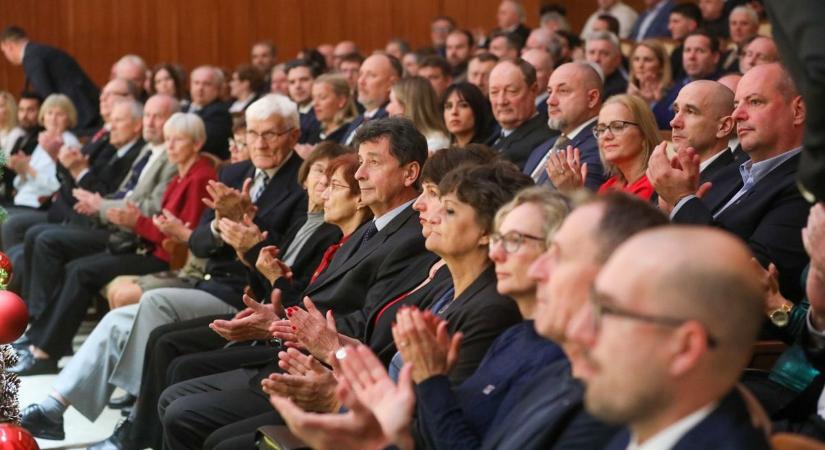 Sportkarácsony: Szombathely legjobbjait díjazták - részletes névsor, képgaléria!