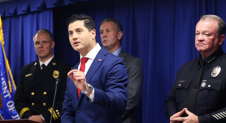 Szilveszteri robbantássorozatot akadályozott meg az FBI Los Angelesben