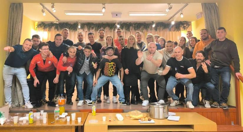 Váraszói SE: lángosozás az őszi harmadiknál