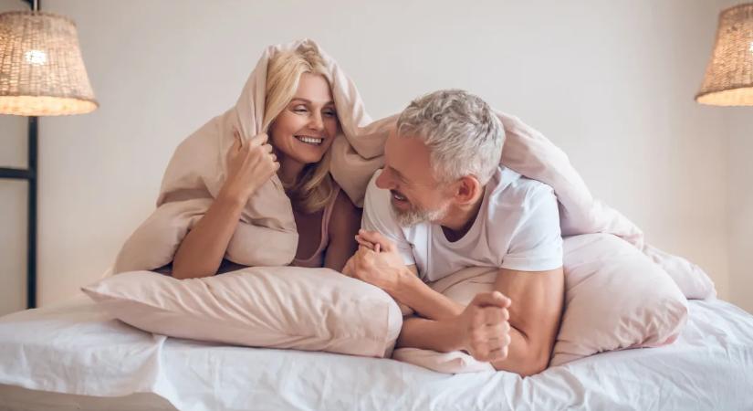 Elveszett az intimitás a kapcsolatotokból? Így élvezheted újra az együttlét tabuk nélkül 50 felett