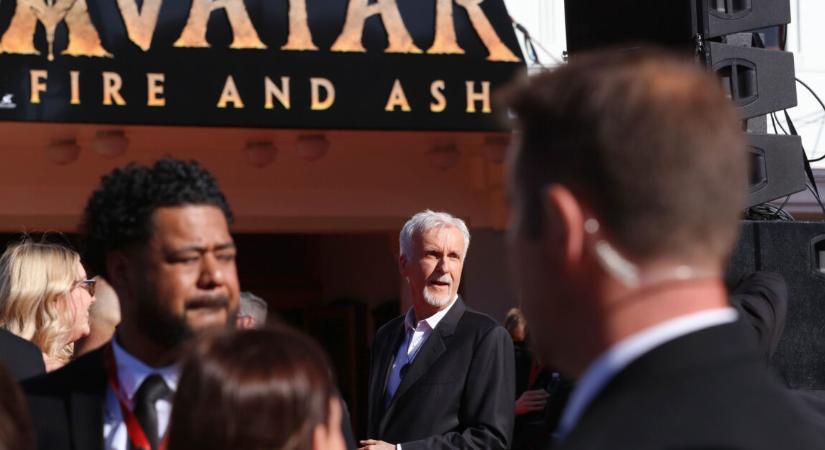 Hivatalosan is dollármilliárdos lett a sci-fi-király rendező