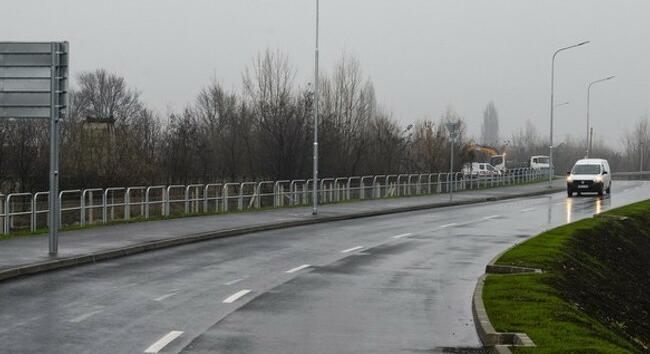 Nem lesz barátságos az idő: párás, ónos szitálásos kedd elé nézünk