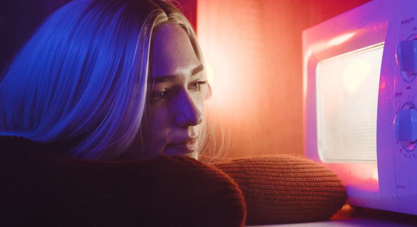 Mindenki mikrózza, pedig szigorúan tilos lenne!