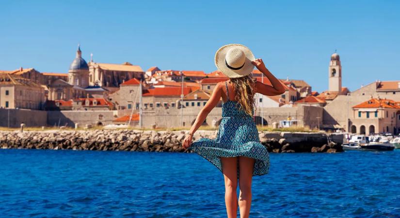 Autóval is könnyen elérhető Magyarországról ez a mesés szigetvilág