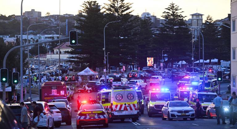Évtizedek óta megbújó gyűlölet vezetett az ausztrál strandon történt lövöldözéshez
