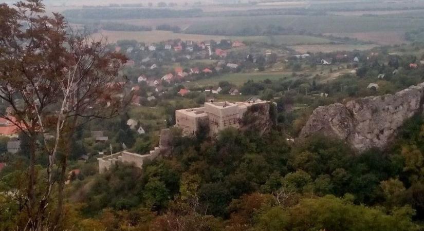 Zárlat alá vonták a települést a fertőzés terjedése miatt