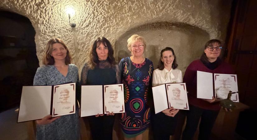 Ötödik alkalommal adták át a Bródy-díjat és Az év könyvtárosa vándordíjat a Bródy Sándor Könyvtárban