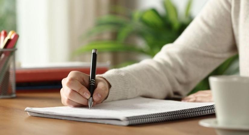 A kézírás szépsége és tudománya – miért fontos a toll a digitális korban