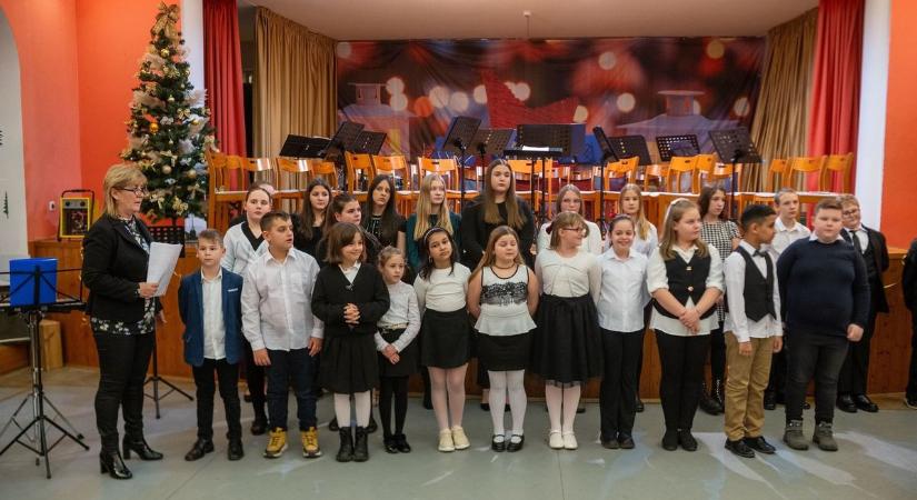 Valódi figyelem és egymás felé fordulás - ezt üzente a barcsi rendezvény