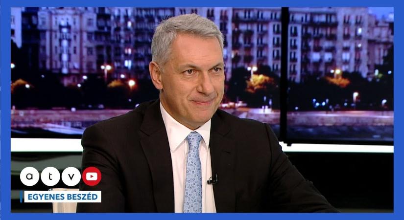 Társalapítókat keres Lázár János, bárki jelentkezhet