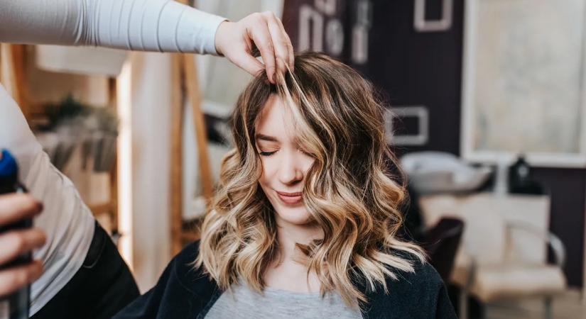 A fodrász szerint, ezekkel a tippekkel a vékony szálú haj is dús és élettel teli lesz