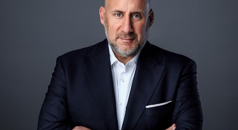 A tengerentúlon tárgyal Jászai Gellért, komoly bejelentések jöhetnek a 4iG-től