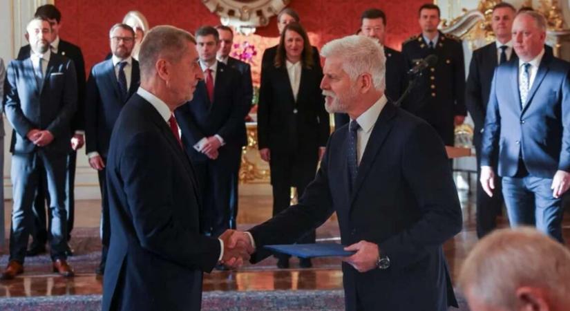 Új kormány alakult Csehországban, Babissal az élen