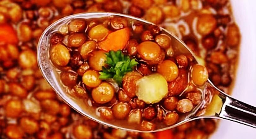 Az újévi lencsefőzelék titka, amit sokan nem ismernek, pedig így hoz bőséges évet!