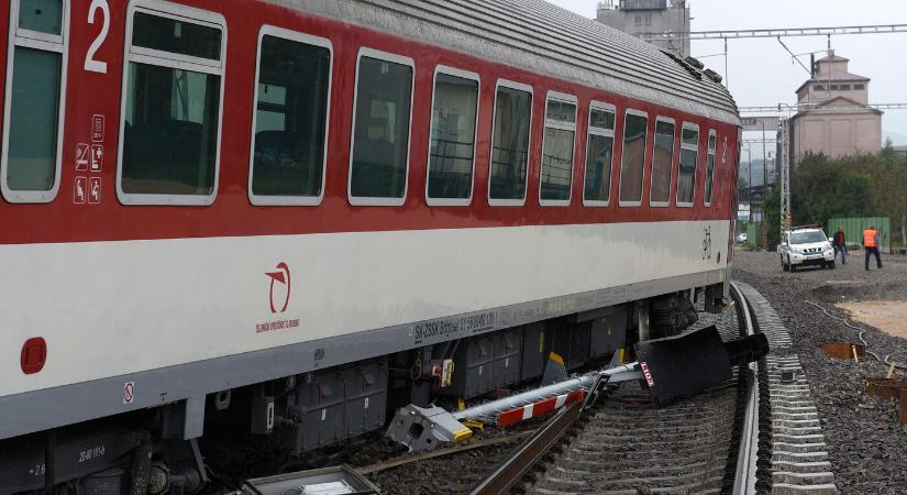 Újabb vasúti incidens: kisiklott egy vonat a frekventált szakaszon