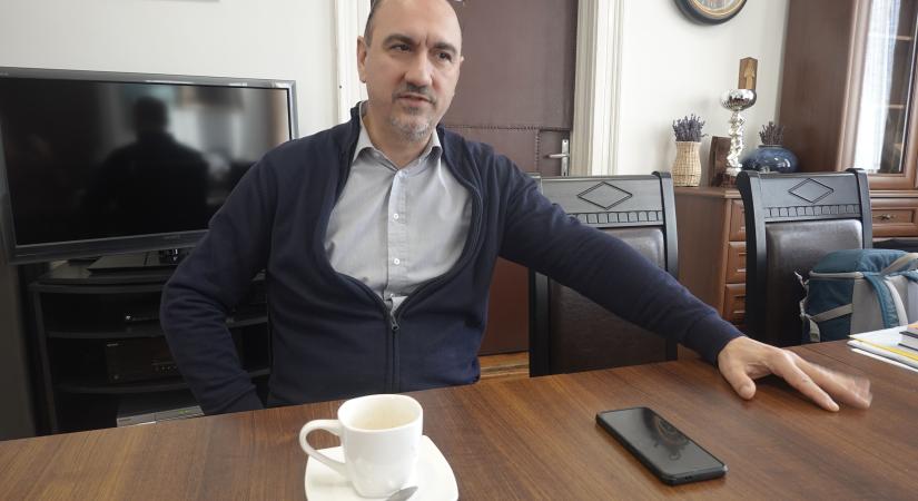 Bakonszeg nem csak díszít, ad is