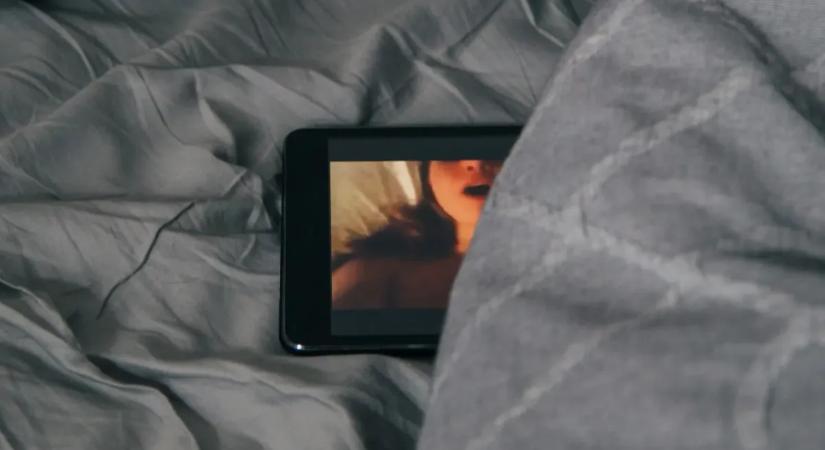 Ön is érintett lehet! Több millió Pornhub felhasználó adatát lopták el, zsarolnak a böngészett tartalmakkal