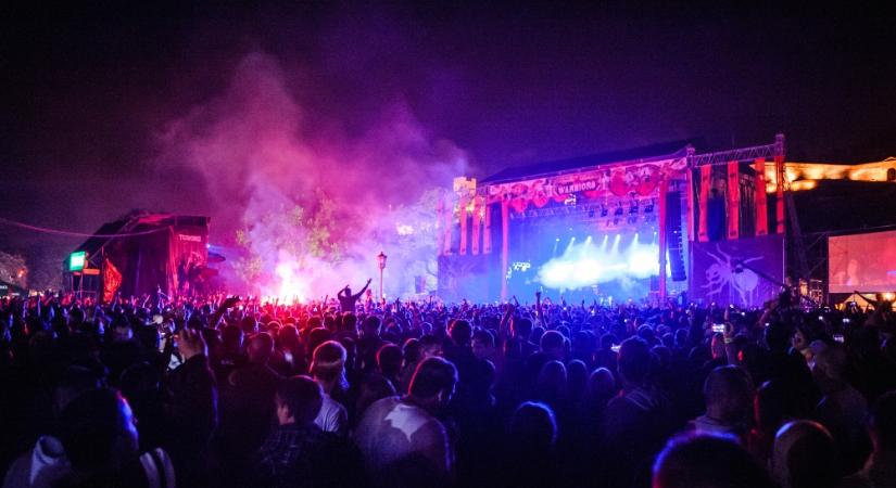 Nyolc év után ismét Magyarországon ad koncertet a The Prodigy